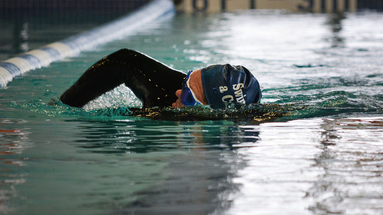 Holly McKenna Swims 24 miles in 24 hours