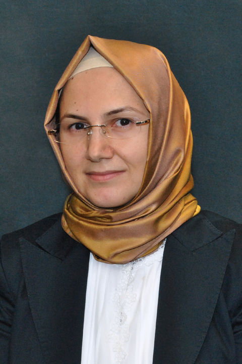 Zeliha Ozdogan Zeliha Ozdogan