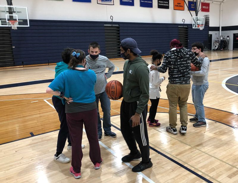 Basketball fun organized by peer mentors 