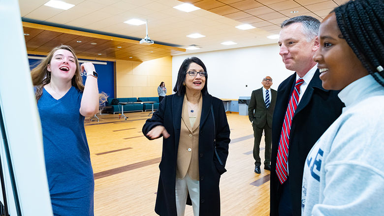 Bendapudi speaking with students