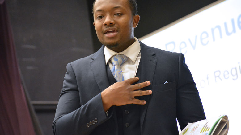 Hakeem Muhammad pitches Loudhouse LLC, a music-based social networking site