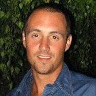 Dustin Lowes